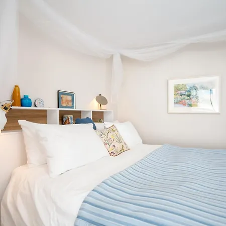 Number 39, Town Centre - Adults Only Тавира